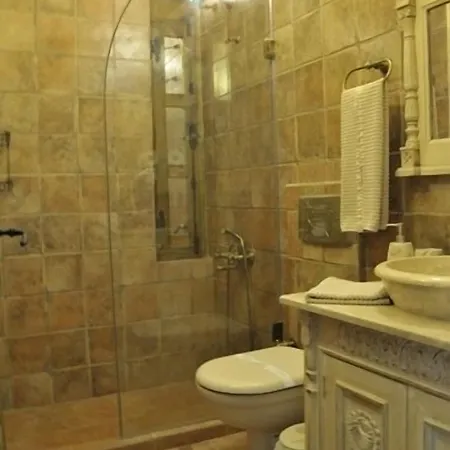 Ziyabey Konagi Pensión Ayvalı