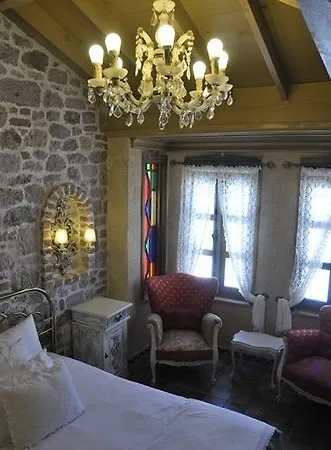 Casa de hóspedes Ziyabey Konagi Ayvalı